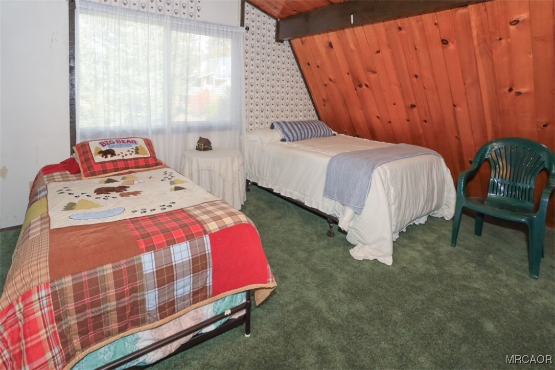 1060 Sierra Avenue Property Photo 25
