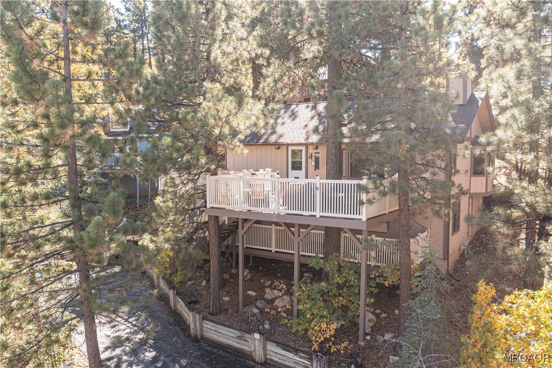 1411 Klamath Road Property Photo 1