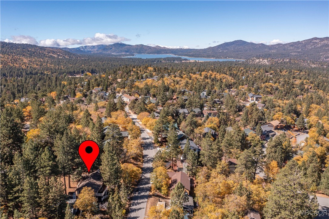 1411 Klamath Road Property Photo 5