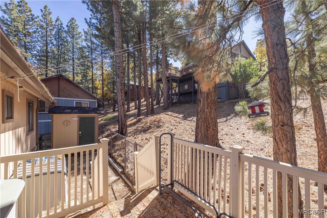 1411 Klamath Road Property Photo 11