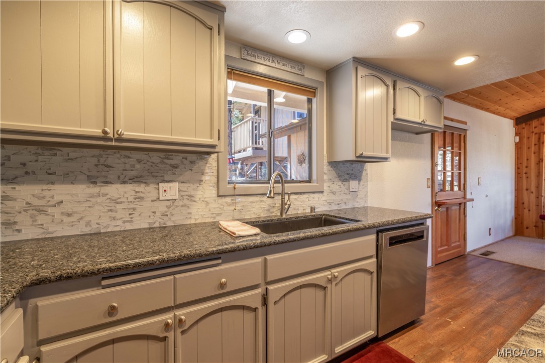1411 Klamath Road Property Photo 21