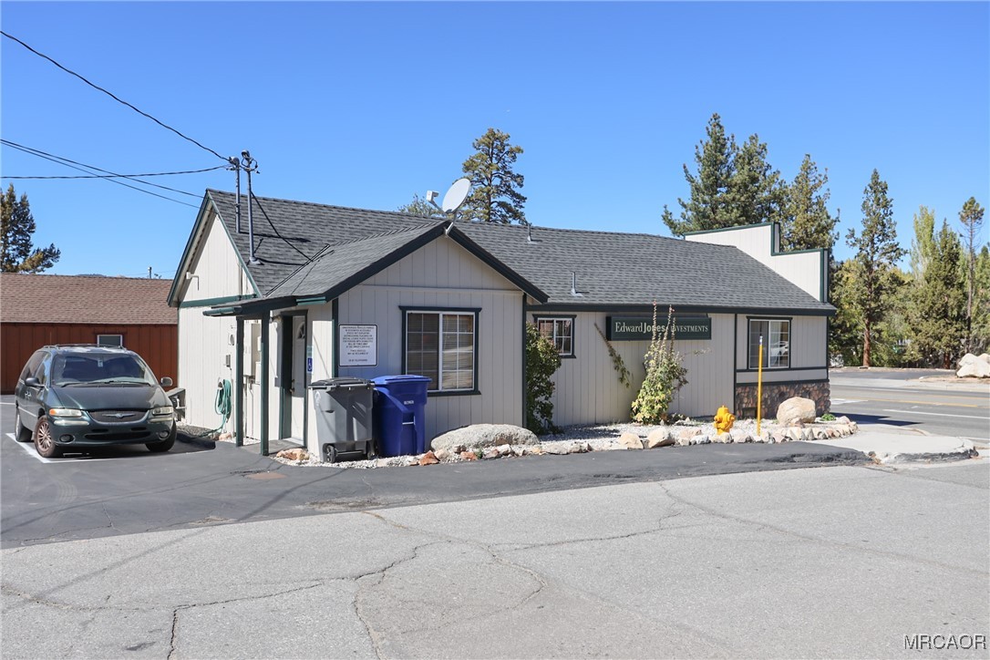 41067 Big Bear Boulevard Property Photo 2