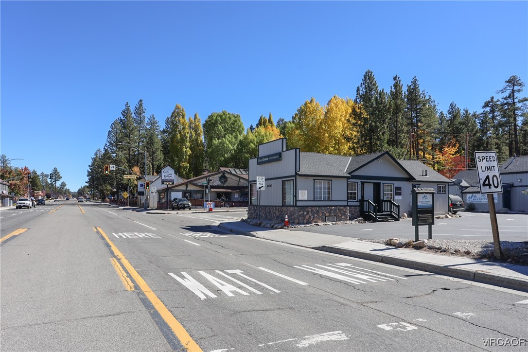 41067 Big Bear Boulevard Property Photo 6