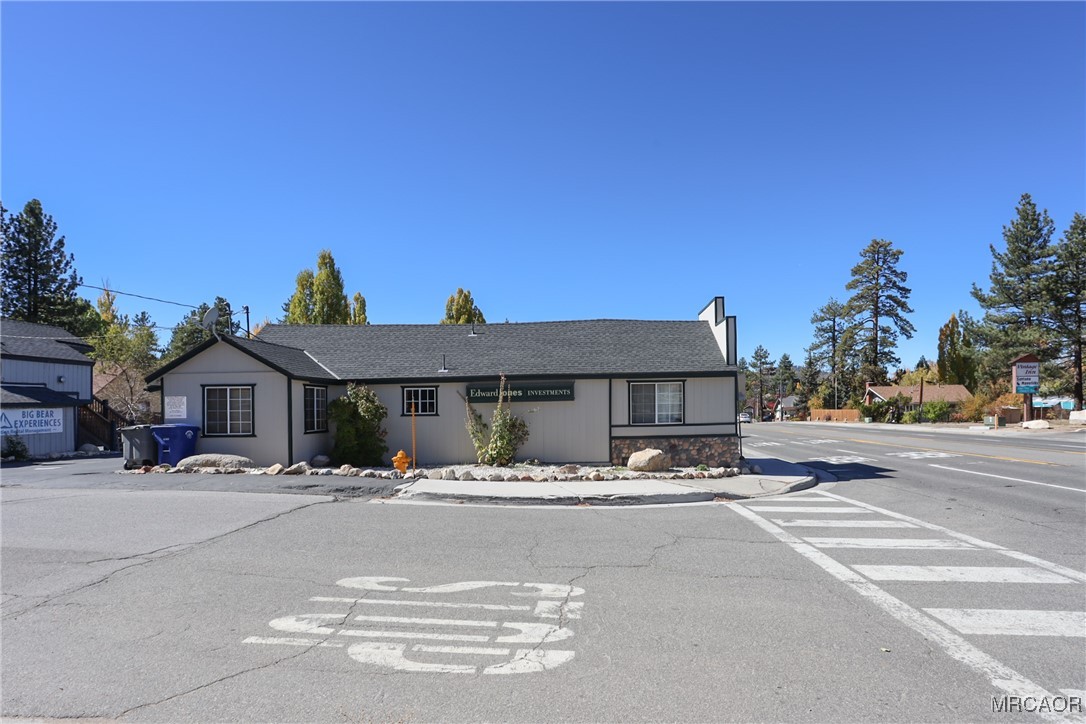 41067 Big Bear Boulevard Property Photo 8