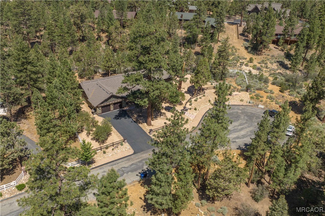1605 Shenandoah Way Property Photo 3