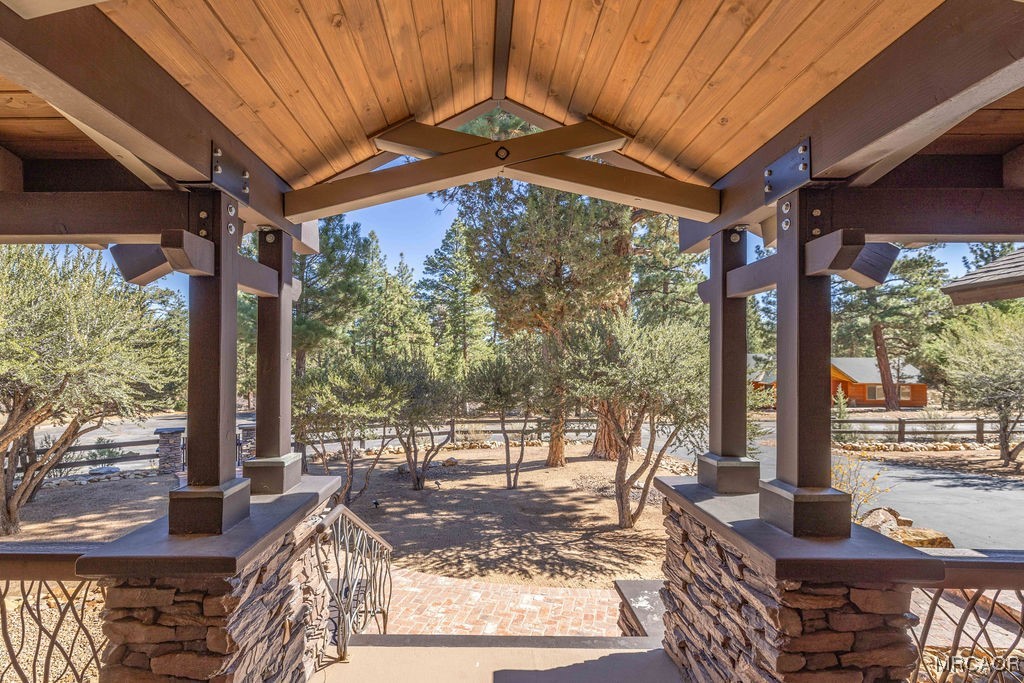 1605 Shenandoah Way Property Photo 8