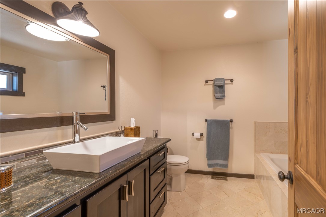 1605 Shenandoah Way Property Photo 27