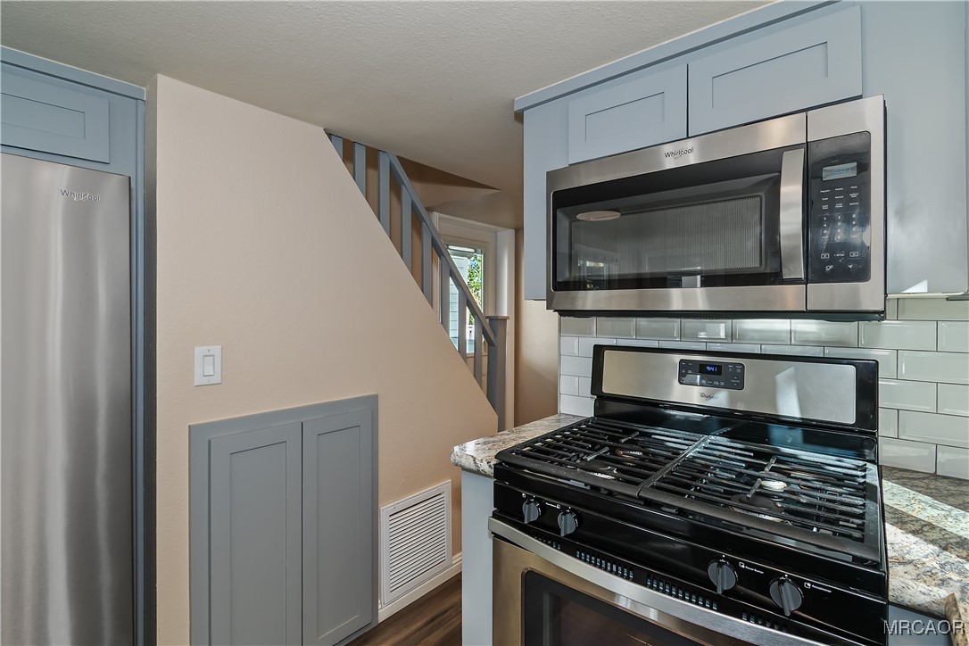 547 Alden Rv5 Property Photo 15