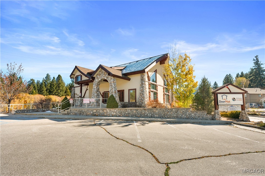42718 Moonridge Rd Property Photo 9