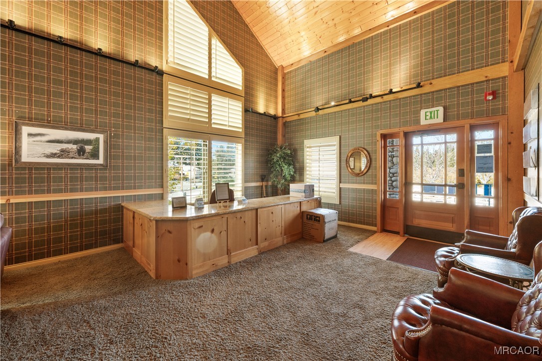 42718 Moonridge Rd Property Photo 11
