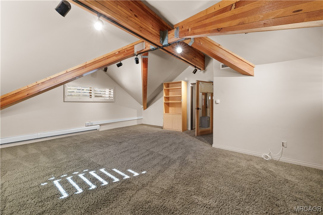 42718 Moonridge Rd Property Photo 27
