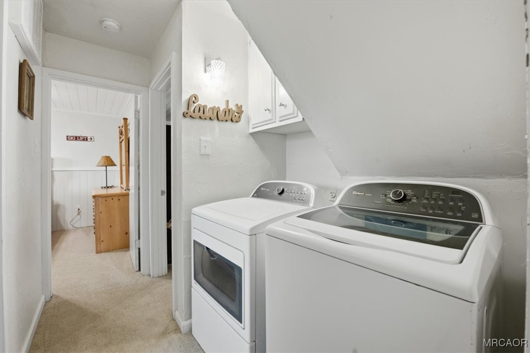 913 Mount Doble Drive Property Photo 19