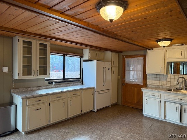 615 Ash Drive Property Photo 6