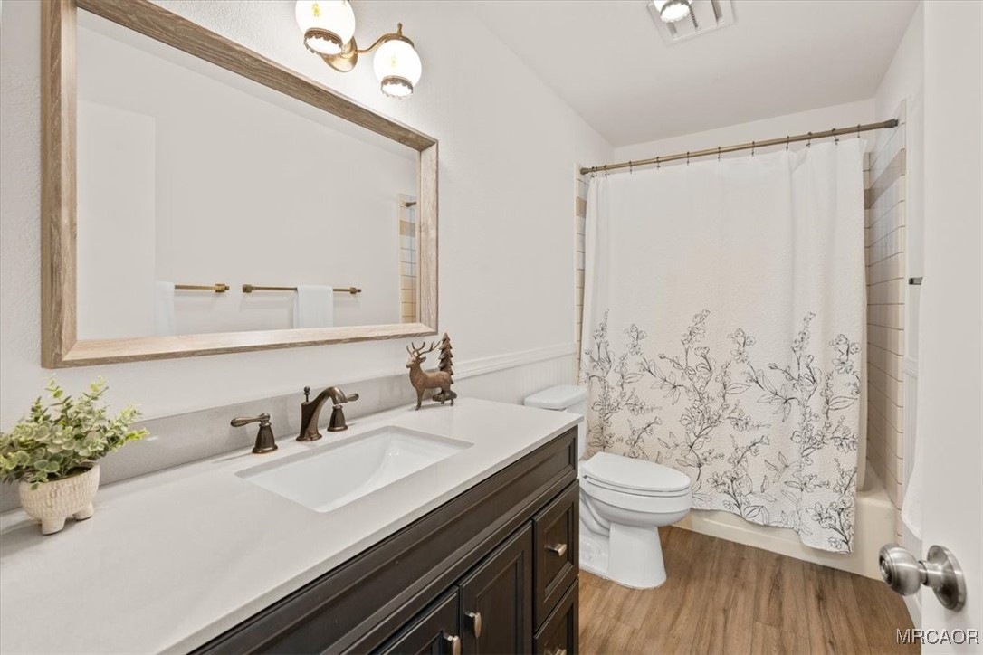 433 East Barker Boulevard Property Photo 23