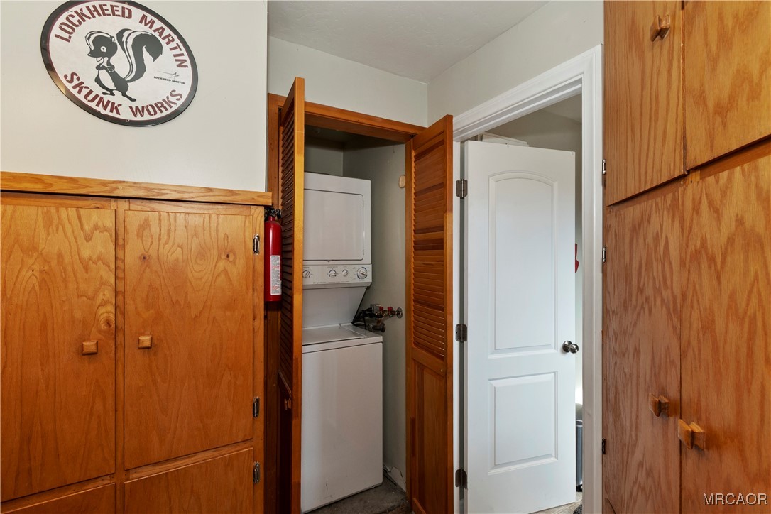 39676 Oakglen Road Property Photo 22