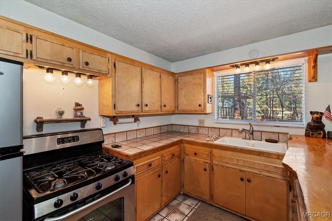 676 Pine Lane Property Photo 13
