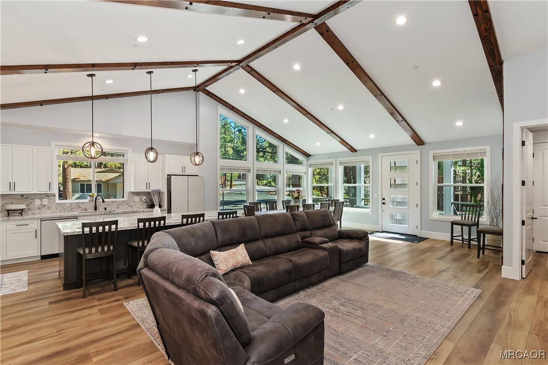 610 Blue Jay Road Property Photo 14
