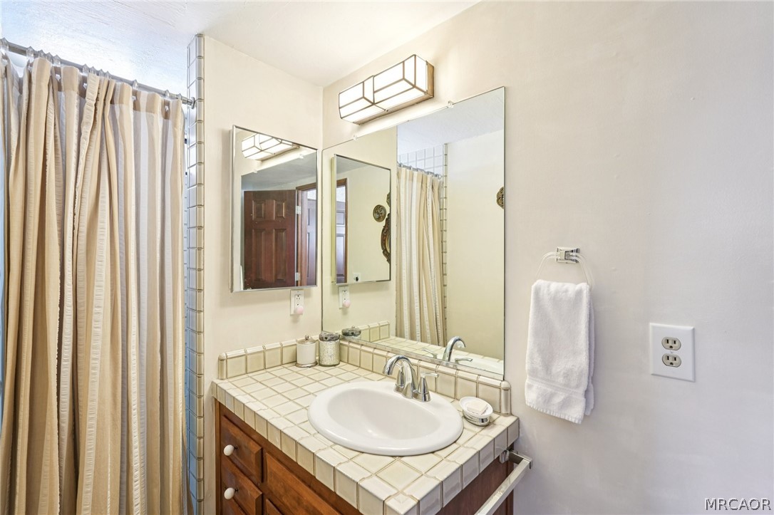 27403 Alpen Drive Property Photo 12