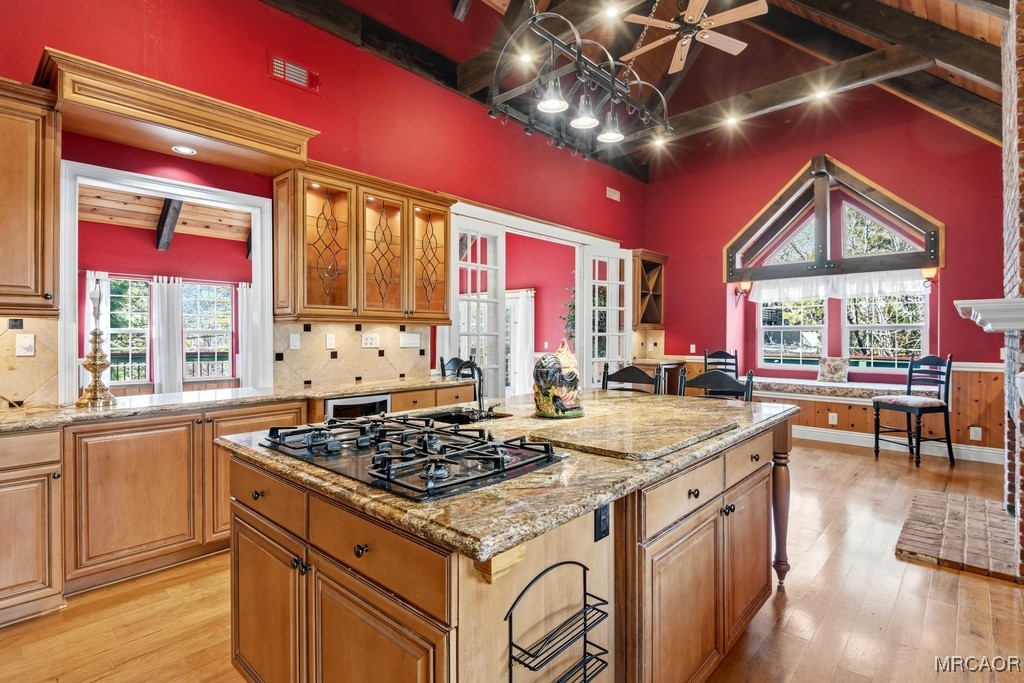 28070 West Shore Road Property Photo 12