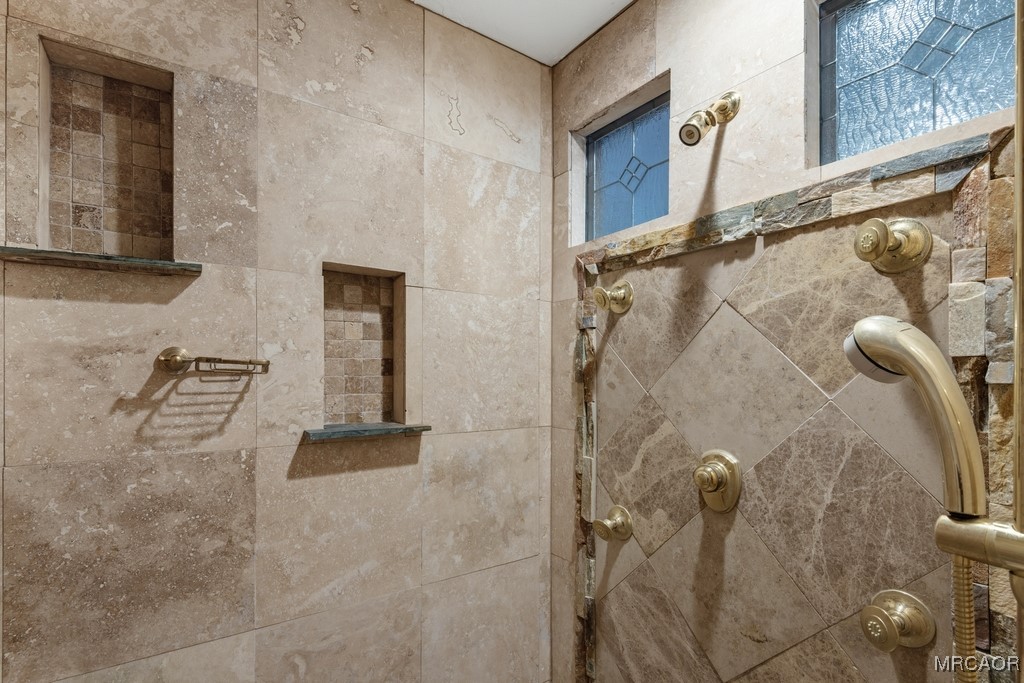 28070 West Shore Road Property Photo 25