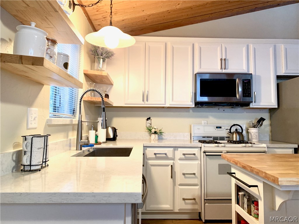 43354 Deer Canyon Road Property Photo 11