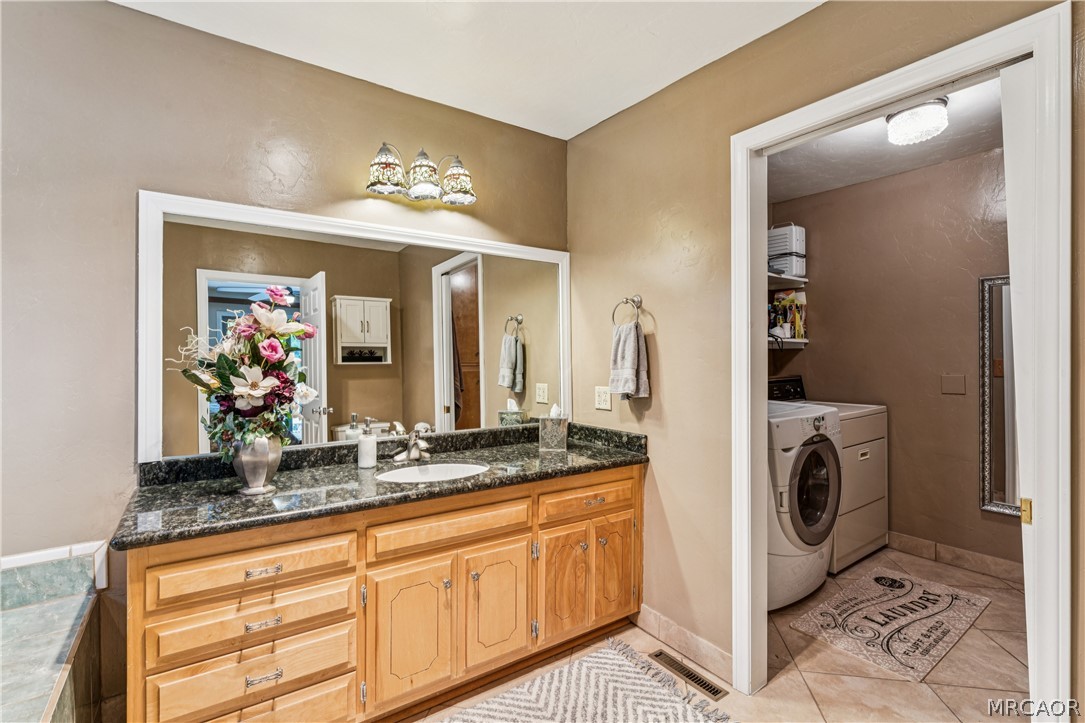 200 Birchwood Drive Property Photo 17