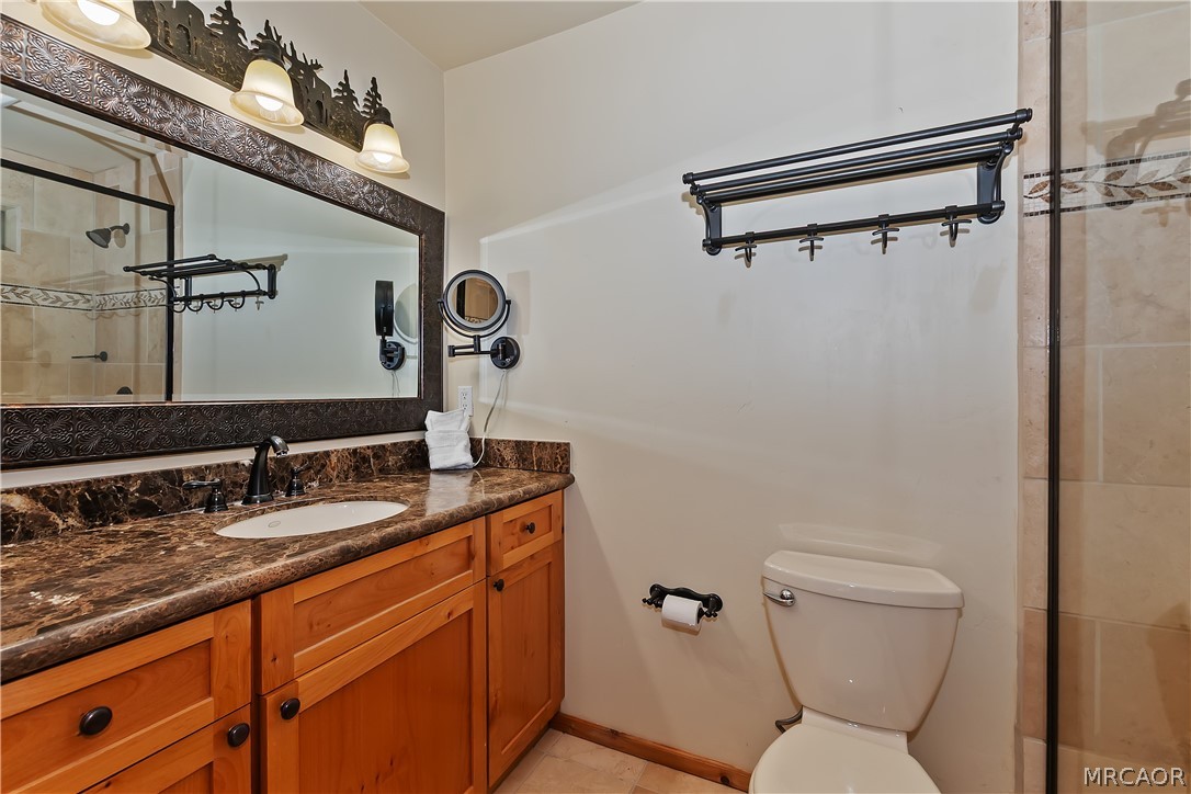 43336 Shasta Road Property Photo 14