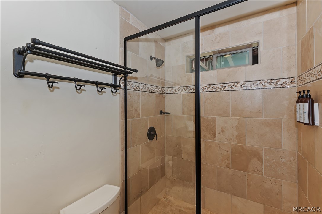 43336 Shasta Road Property Photo 15
