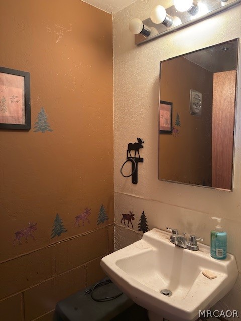 719 Ridge Way Property Photo 9