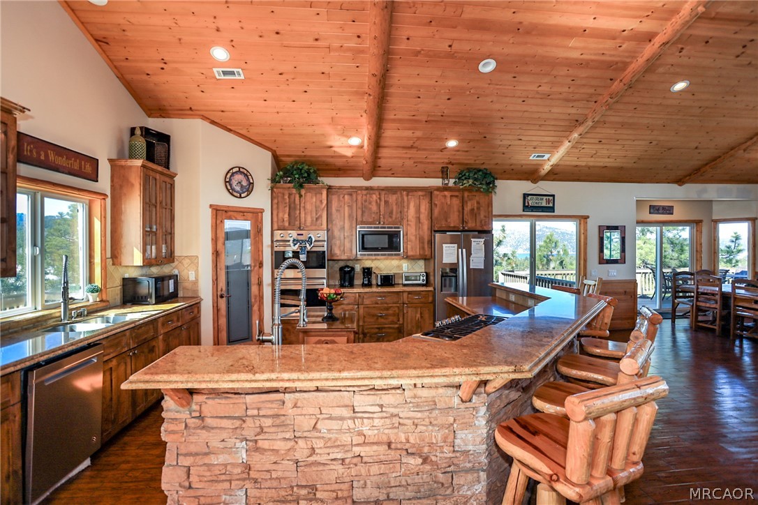 896 Sky High Drive Property Photo 18
