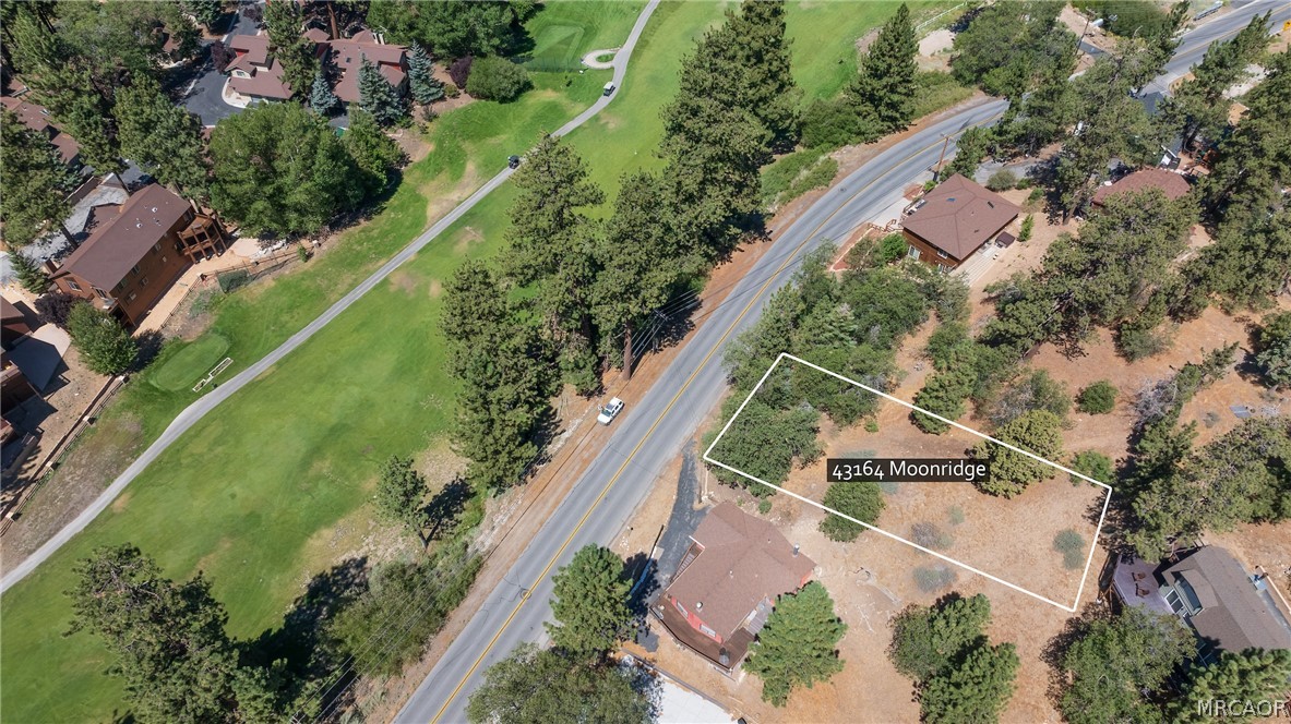 43164 Moonridge Road Property Photo 4