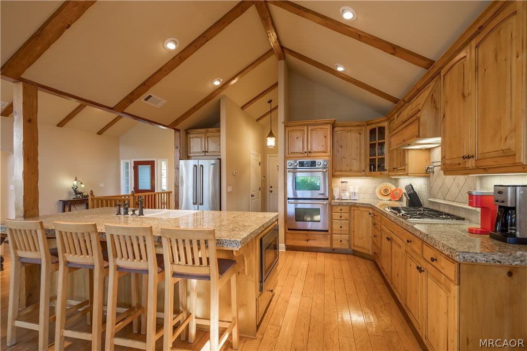 173 Grizzly Road Property Photo 10