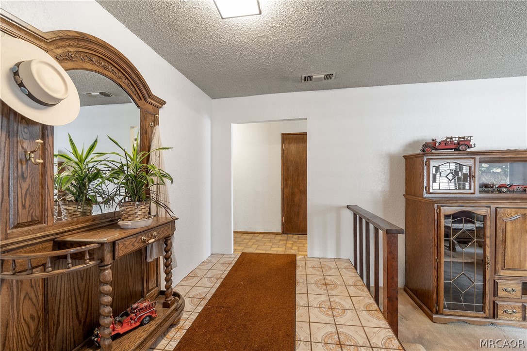 420 Dorset Drive Property Photo 9