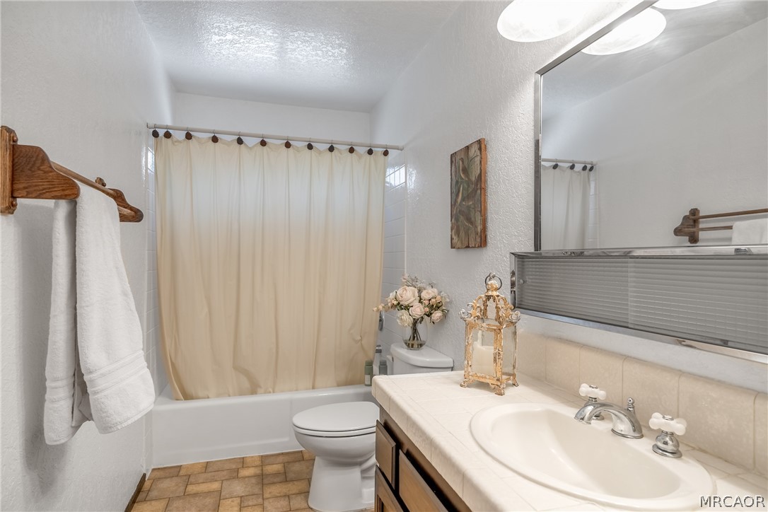 420 Dorset Drive Property Photo 11