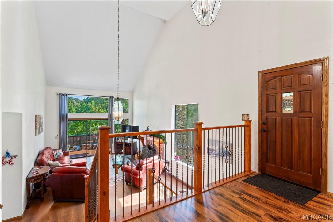 27528 Ashwood Lane 27528 Property Photo 8