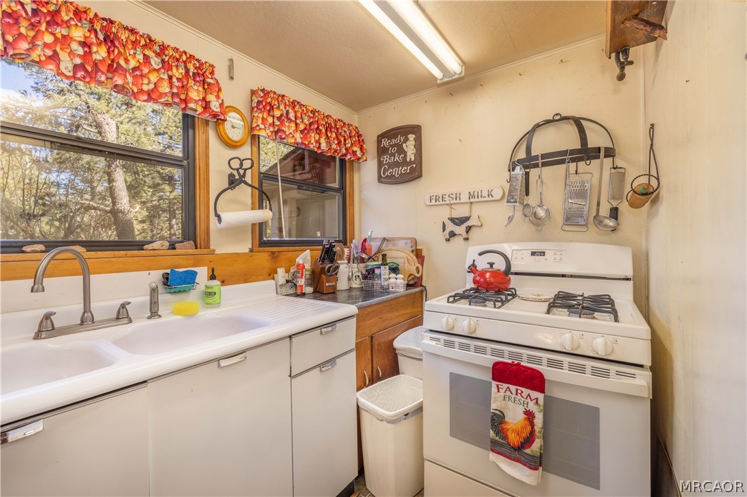 331 Mullins Drive Property Photo 18