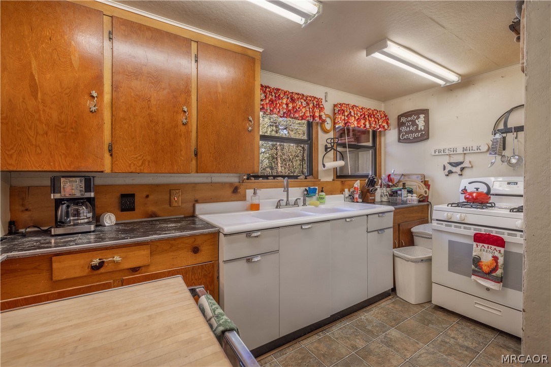 331 Mullins Drive Property Photo 19