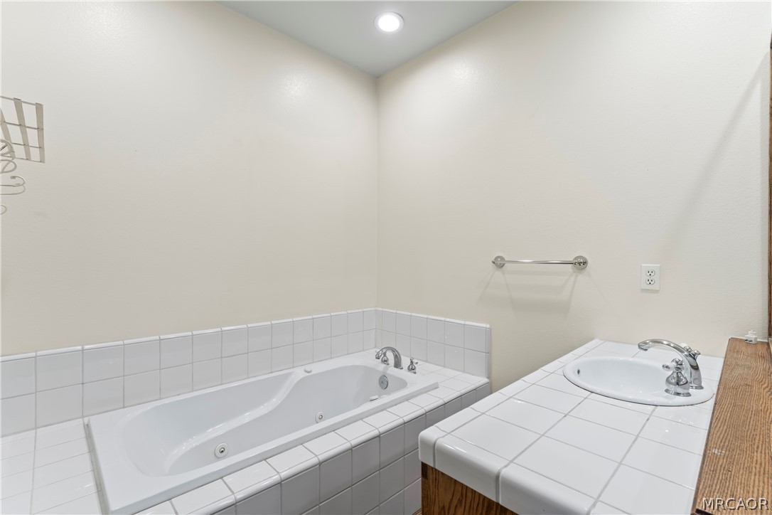 27487 North Bay Road Property Photo 27