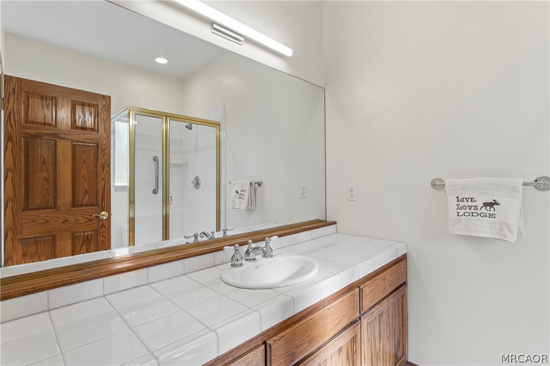 27487 North Bay Road Property Photo 30