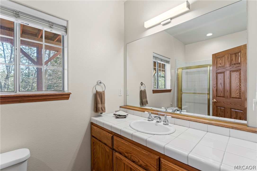 27487 North Bay Road Property Photo 32