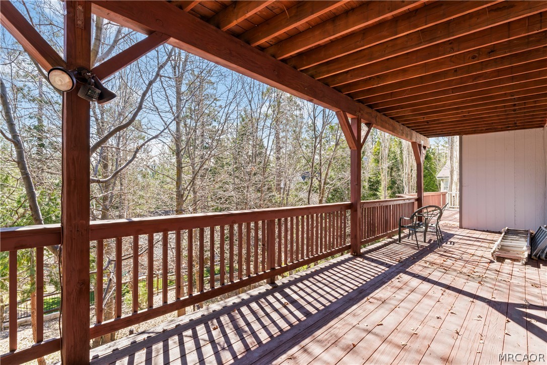 27487 North Bay Road Property Photo 33