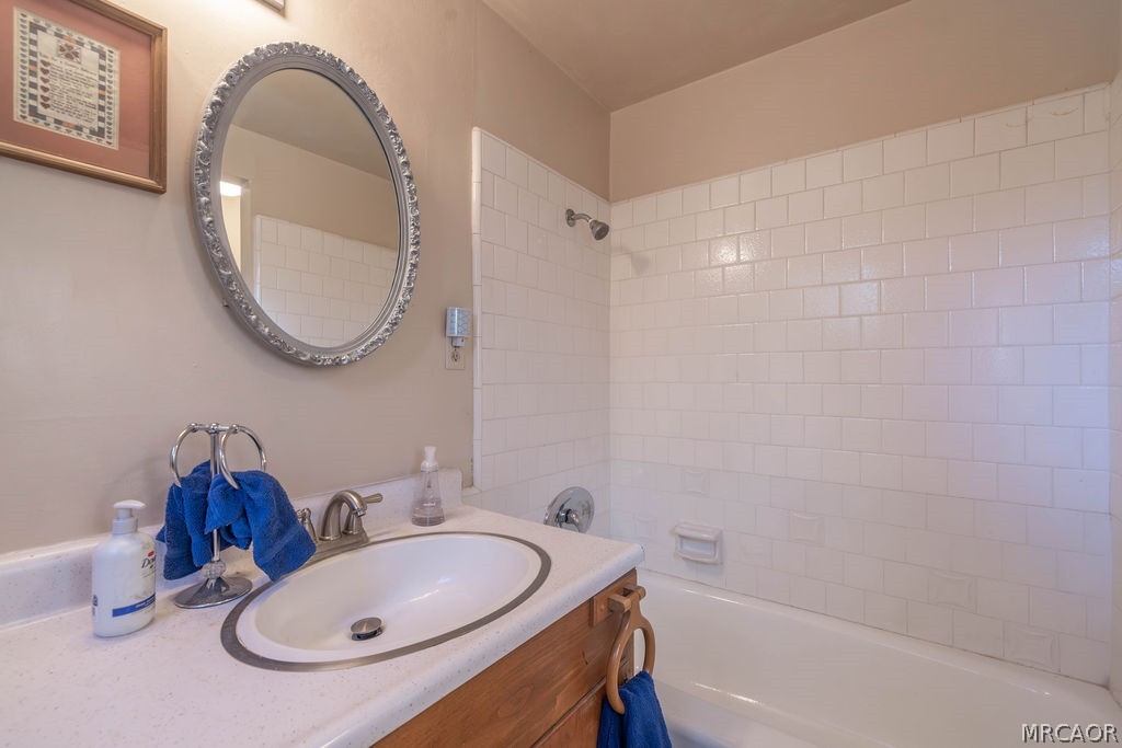 41789 Comstock Lane Property Photo 25