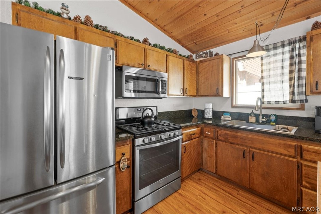 921 Wendy Avenue Property Photo 6