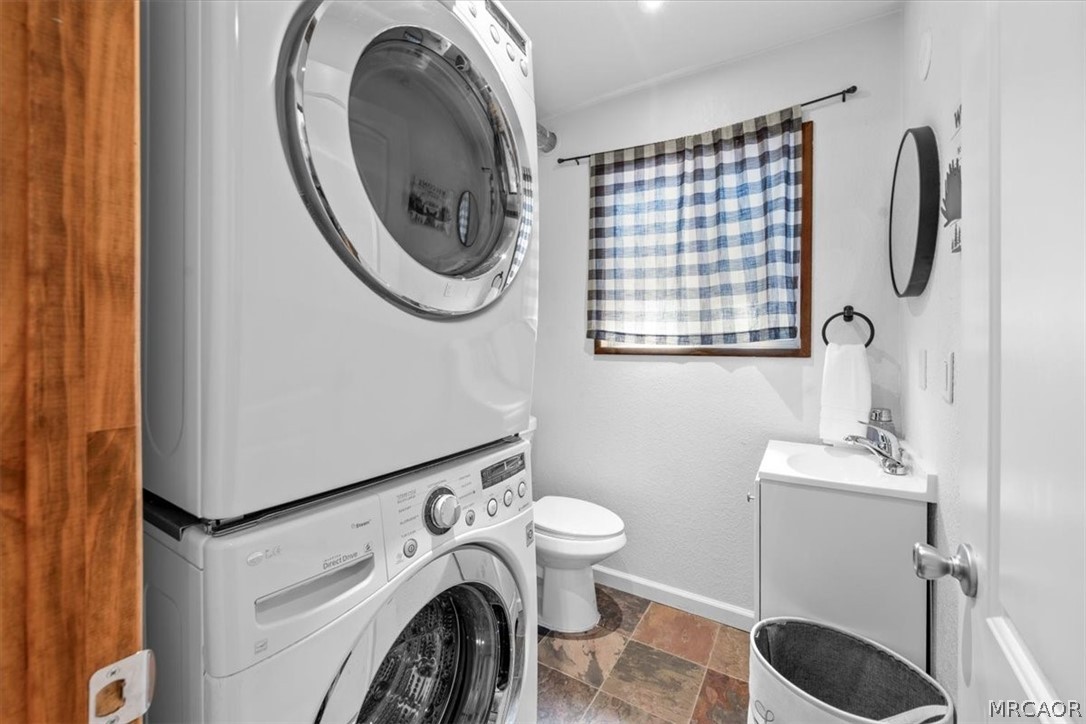 921 Wendy Avenue Property Photo 13