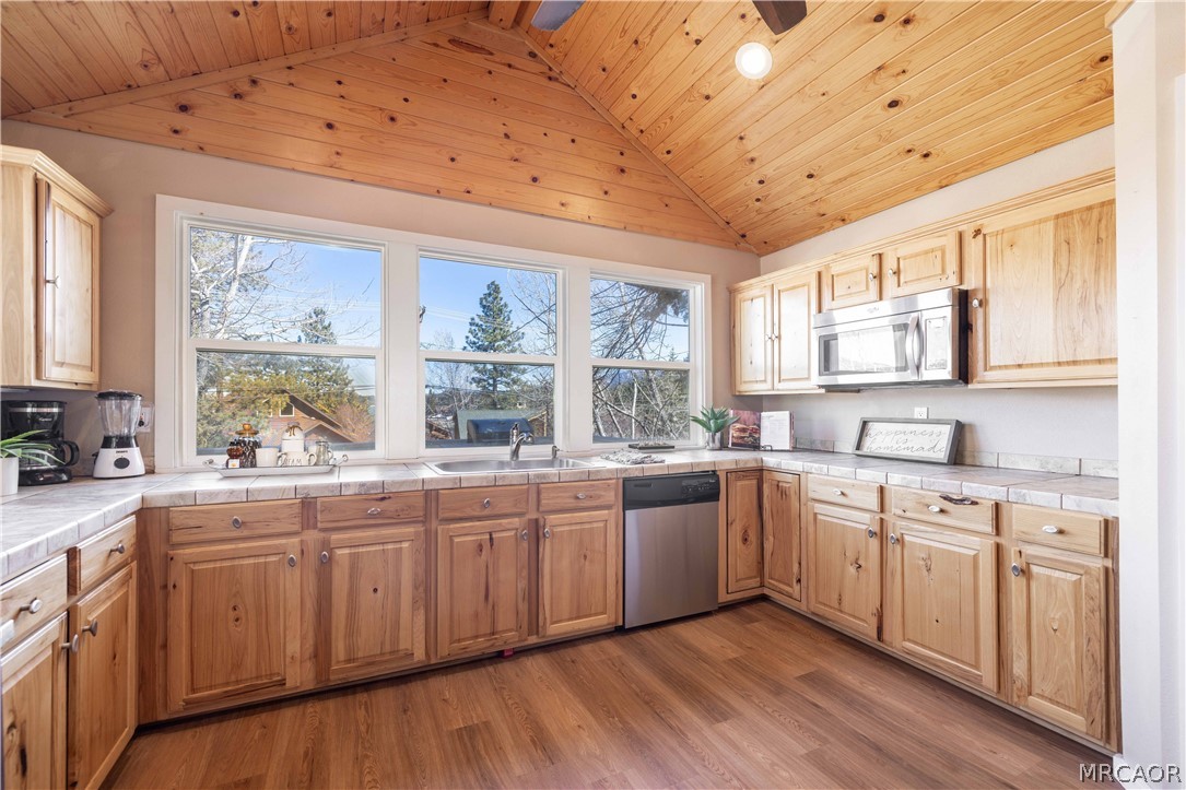 40177 Lakeview Drive Property Photo 9