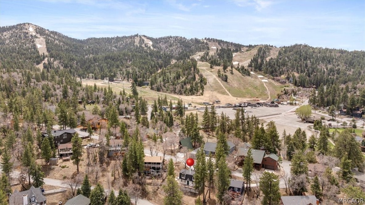43289 Shasta Road Property Photo 6