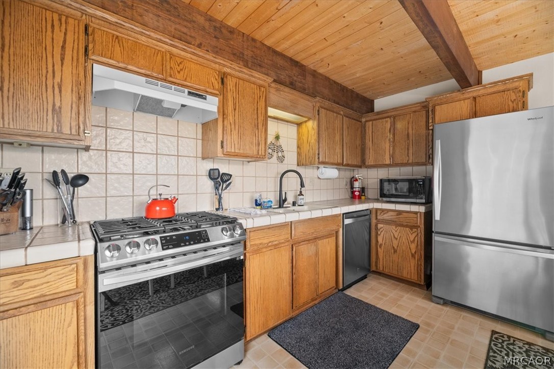 43289 Shasta Road Property Photo 13
