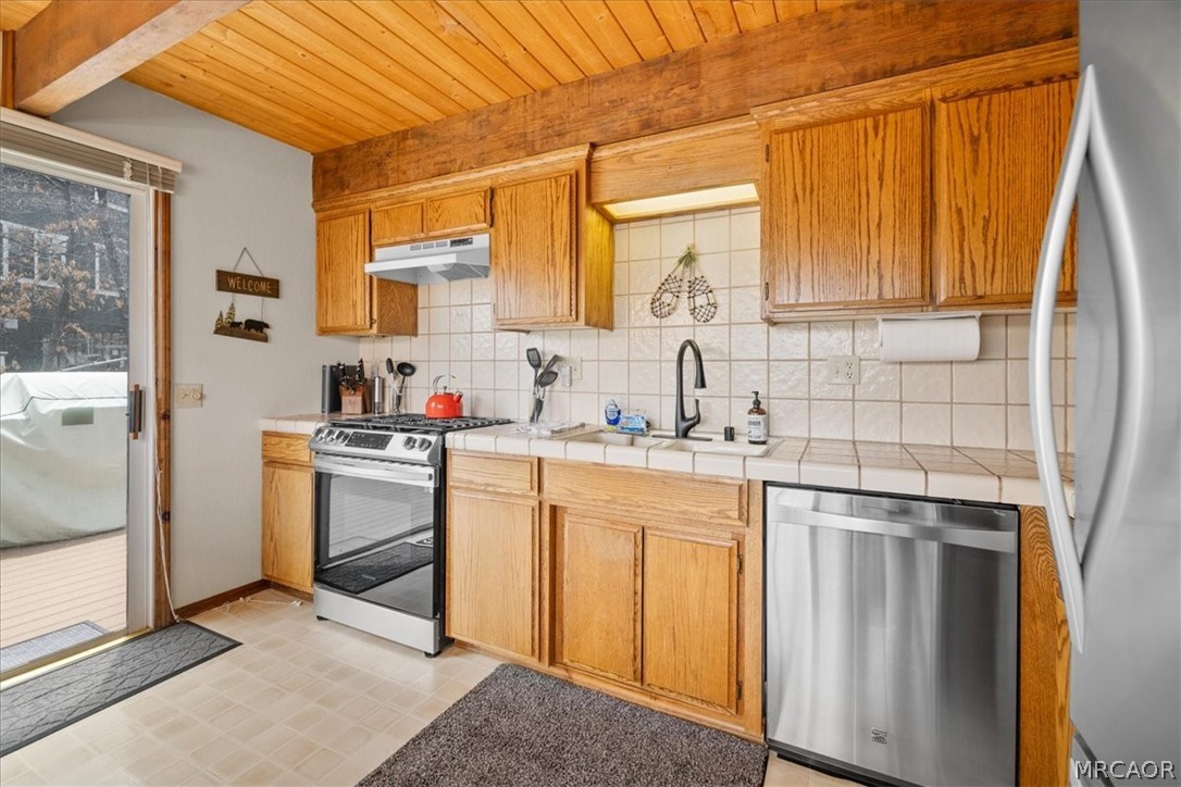 43289 Shasta Road Property Photo 14