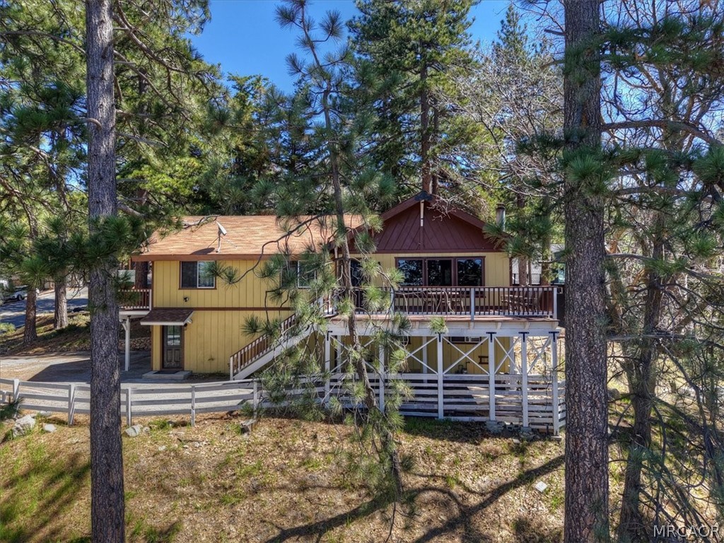 30573 Live Oak Drive Property Photo 6
