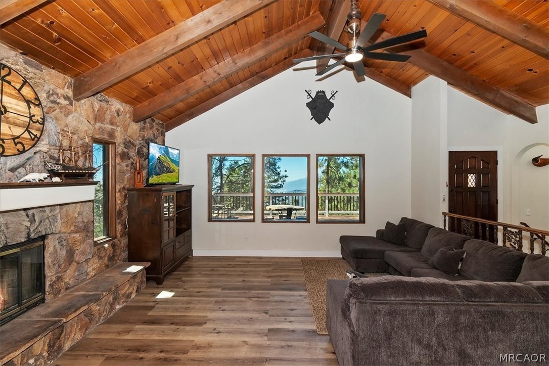 30573 Live Oak Drive Property Photo 16